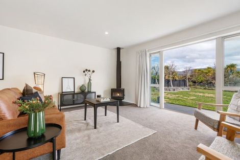 Photo of property in 17 Hunt Place, Albert Town, Wanaka, 9305