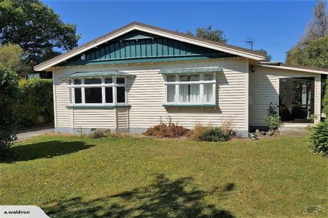 Photo of property in 79 Hinau Street, Riccarton, Christchurch, 8041