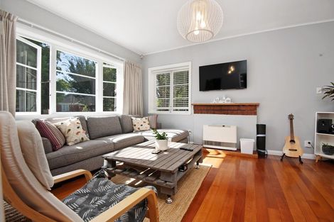 Photo of property in 76 Savage Crescent, West End, Palmerston North, 4412