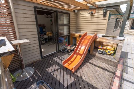 Photo of property in 60 Brentwood Street, Trentham, Upper Hutt, 5018