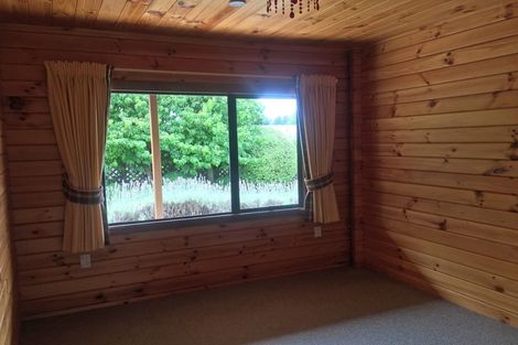 Photo of property in 21 Meadowstone Drive, Wanaka, 9305