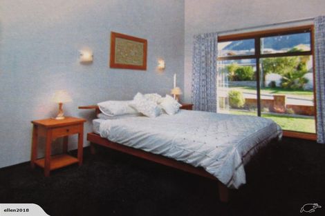 Photo of property in 26 Gravesend Place, Picton, 7220