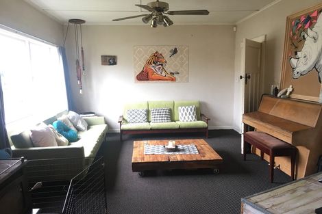 Photo of property in 2 Kelly Road, Cambridge, 3434