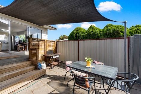 Photo of property in 1/41 Lyttelton Crescent, Tamatea, Napier, 4112