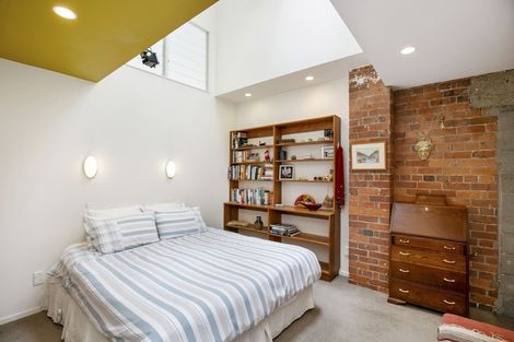 Photo of property in Courtenay Mews Apartments, 12/14u Alpha Street, Te Aro, Wellington, 6011