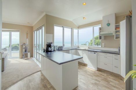 Photo of property in 442 Onemana Drive, Onemana, Whangamata, 3691