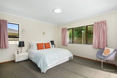 Photo of property in 81a Oxford Street, Tawa, Wellington, 5028