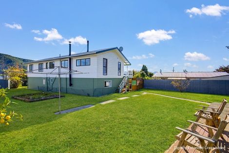 Photo of property in 296 Waikawa Road, Waikawa, Picton, 7220
