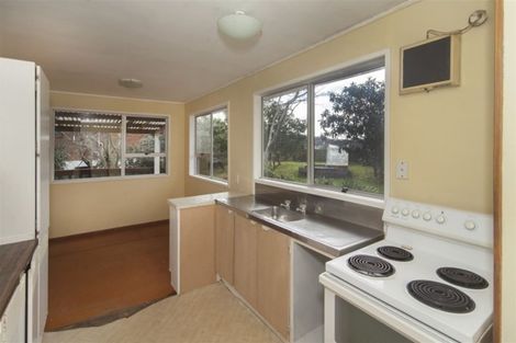 Photo of property in 263a Henderson Valley Road, Henderson, Auckland, 0612