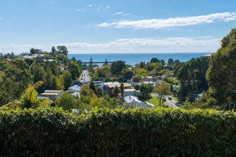 Photo of property in 44 Discovery Place, Marfell, New Plymouth, 4310