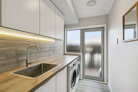 Photo of property in 38 Rajkot Terrace, Broadmeadows, Wellington, 6035
