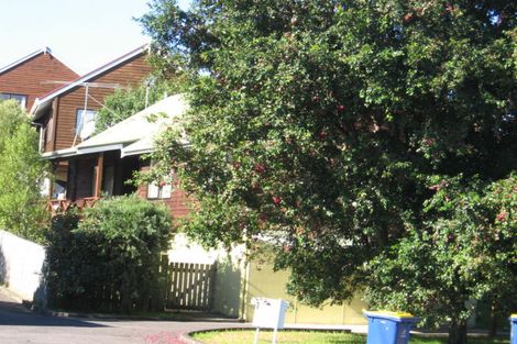 Photo of property in 3/83 Kaurilands Road, Titirangi, Auckland, 0604