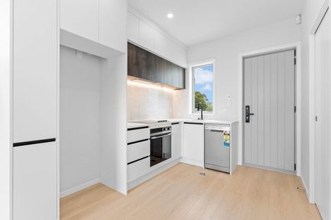 Photo of property in 10a Clensmore Place, Torbay, Auckland, 0630