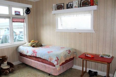 Photo of property in 13 London Street, Dannevirke, 4930