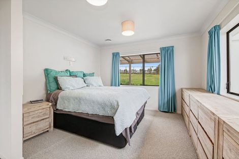 Photo of property in 180 Wishart Road, Helensville, 0875
