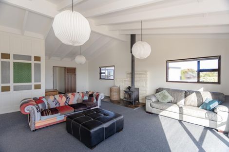 Photo of property in 19 Burnett Street, Kakanui, Oamaru, 9495