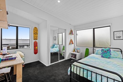 Photo of property in 2/9 Tainui Street, Torbay, Auckland, 0630