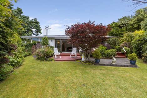 Photo of property in 14 Tainui Terrace, Inglewood, 4330