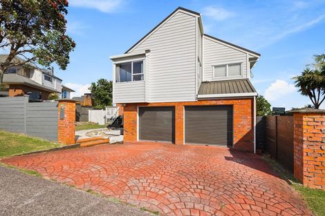 Photo of property in 177 West Harbour Drive, West Harbour, Auckland, 0618