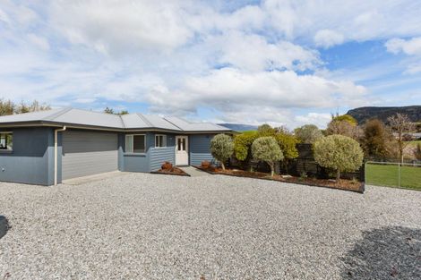 Photo of property in 17 Hunt Place, Albert Town, Wanaka, 9305