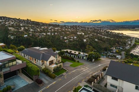 Photo of property in 60 Glenstrae Road, Redcliffs, Christchurch, 8081