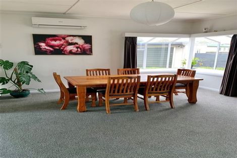 Photo of property in 18 Holyrood Terrace, Waipukurau, 4200