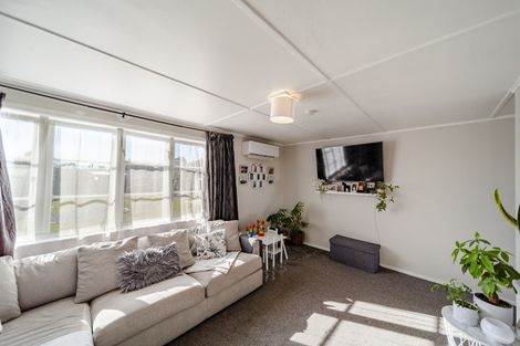 Photo of property in 2 Freyberg Terrace, Waipukurau, 4200