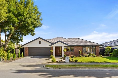 Photo of property in 35 Mounter Avenue, Northwood, Christchurch, 8051
