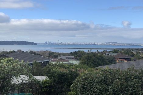 Photo of property in 7 Soling Place, West Harbour, Auckland, 0618