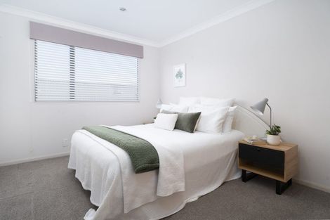 Photo of property in 121 Westchester Drive, Churton Park, Wellington, 6037