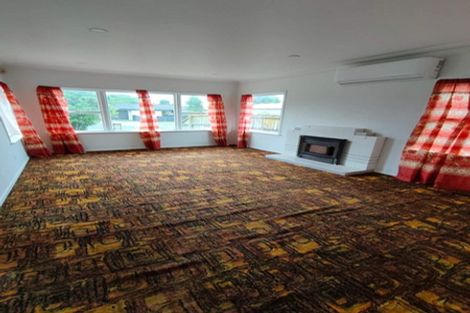 Photo of property in 30 Edmund Hillary Avenue, Papakura, 2110