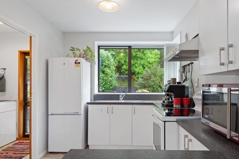 Photo of property in 1/8 Torvill And Dean Lane, Cashmere, Christchurch, 8022