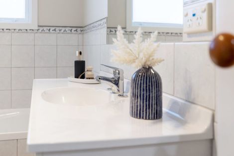 Photo of property in 31 Manor Park Drive, Pyes Pa, Tauranga, 3112