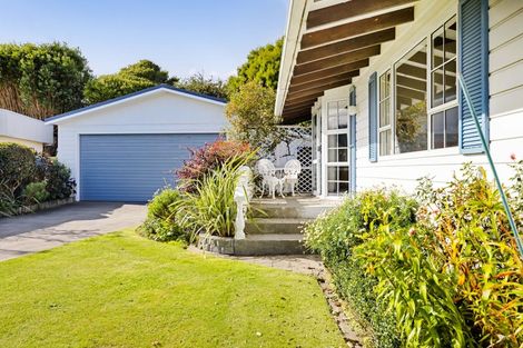 Photo of property in 8a Grant Vc Street, Hawera, 4610