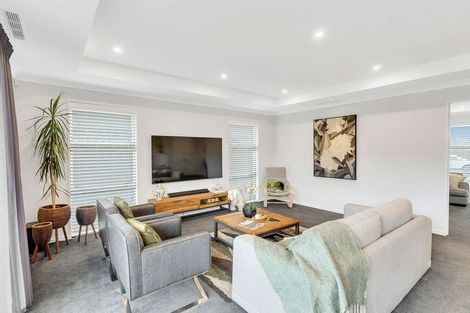 Photo of property in 10 Lesser Close, Rolleston, 7615