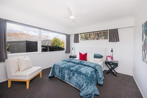 Photo of property in 36 Winston Avenue, Hokowhitu, Palmerston North, 4410