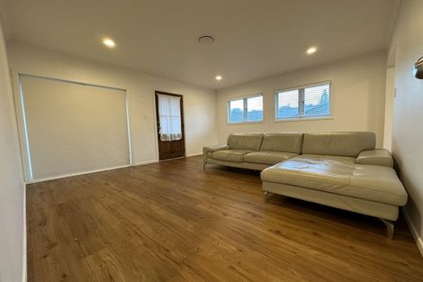 Photo of property in 42 Hilling Street, Titirangi, Auckland, 0604