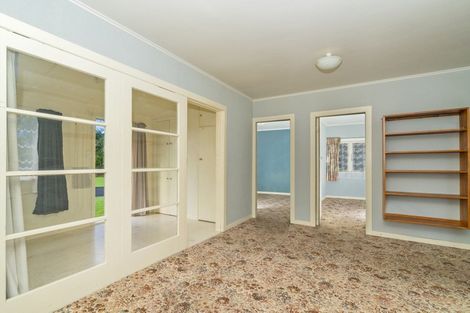 Photo of property in 1 Isabella Street, Whitianga, 3510