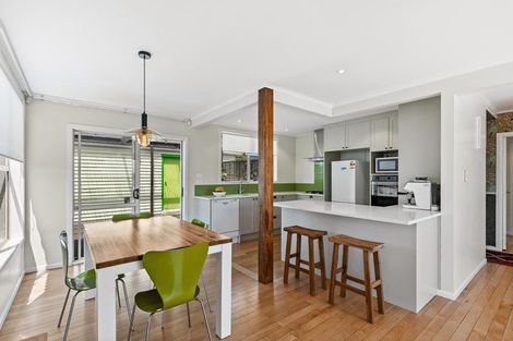 Photo of property in 185 Waimumu Road, Massey, Auckland, 0614