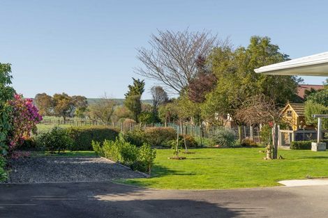 Photo of property in 33 Reading Street, Greytown, 5712