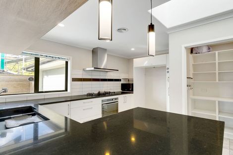 Photo of property in 117 Queen Charlotte Drive, Aotea, Porirua, 5024