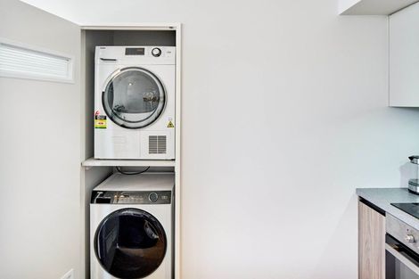Photo of property in Unit 306,l3, 306/14 Laings Road, Hutt Central, Lower Hutt, 5010
