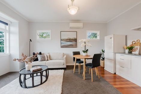 Photo of property in 6 Murray Street, Maeroa, Hamilton, 3200