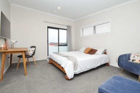Photo of property in 168 Hobsonville Point Road, Hobsonville, Auckland, 0616
