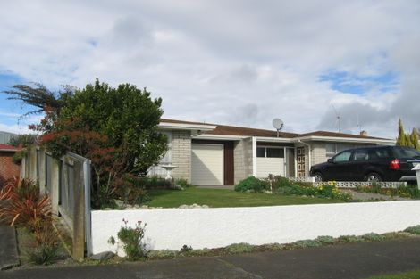 Photo of property in 5 Innes Place, Roslyn, Palmerston North, 4414