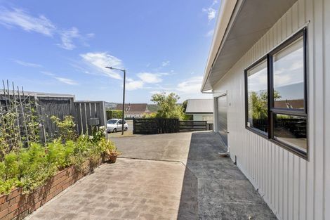 Photo of property in 61 Eskdale Road, Papakowhai, Porirua, 5024