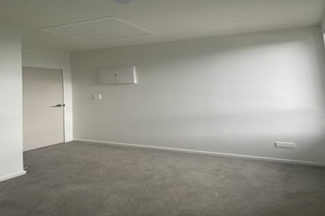 Photo of property in 14/2 Moor Avenue, Te Atatu Peninsula, Auckland, 0610
