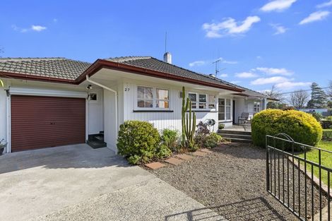 Photo of property in 27 Darley Street, Maeroa, Hamilton, 3200