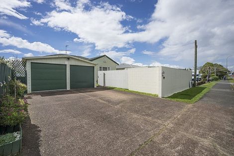 Photo of property in 123 Birkenhead Avenue, Birkenhead, Auckland, 0626