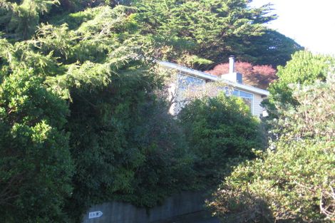 Photo of property in 16 Silverbirch Grove, Churton Park, Wellington, 6037